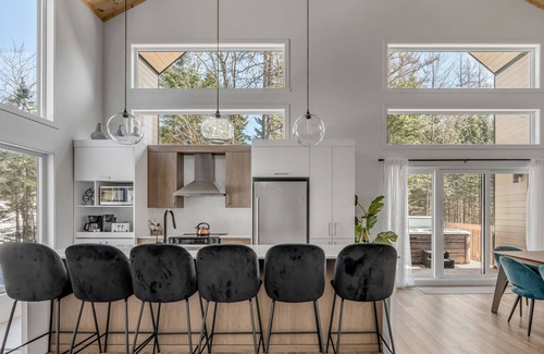 Shannon Chalet De Esquí | Le Louna - Rest & Recharge in Nature - Spa & Sauna