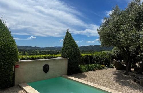 Cucuron Casa | Le Mazet d'Emilia avec jardin et piscine privés