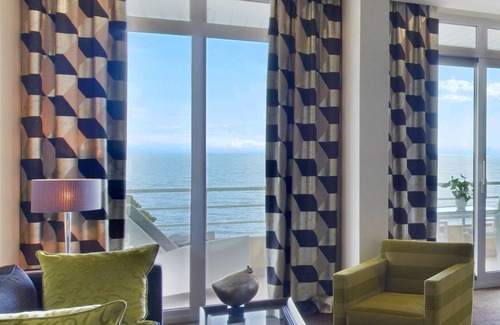 Le Larvotto Hotel | Le Meridien Beach Plaza