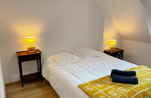 Couture-sur-Loir Casa | Le Moulin de Ronsard : Demeure spacieuse, jardin et vue sur le Loir - 8 personnes - FR-1-491-459