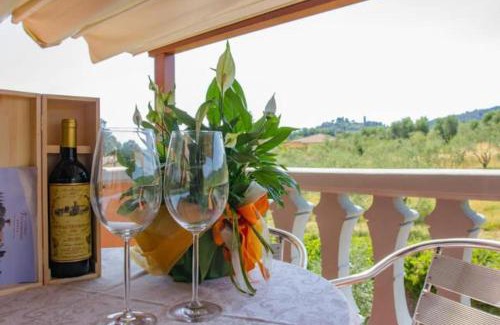 Massa e Cozzile Casa | Le Quattro Stagioni