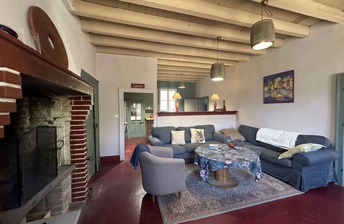 Creuzier-le-Vieux Villa | Le relais 1850, spacious country house with garden, quiet near Vichy