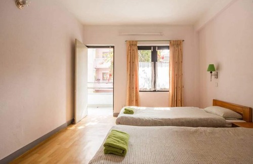 Kathmandu Hotel | Le Rhododendron Chambres D'hotes