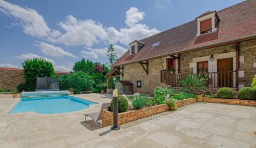 Prusy Casa | Le saint roch