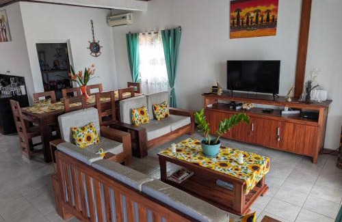 Maroantsetra Casa | Le tournesol Belle villa
