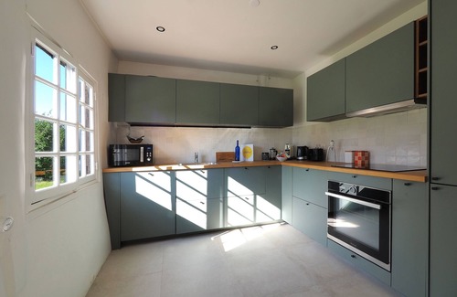 Francheville Casa | Le Verdoyant - Tres Habitaciones Casa, Capacidad 8