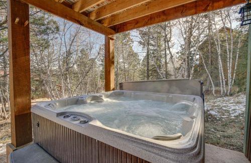 Deadwood Casa | Lead Home with Pool Access 3 Mi to Terry Peak Mtn!