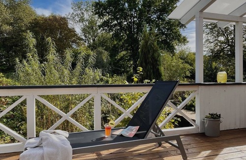 Althemmoor Casa | Leben am See. Kleines, Feines Ferienhaus auf Naturgrundstück Direkt am See