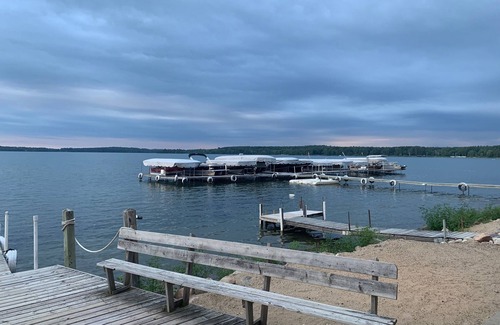 Walker Casa | Leech Lake Lakeside Cabin!