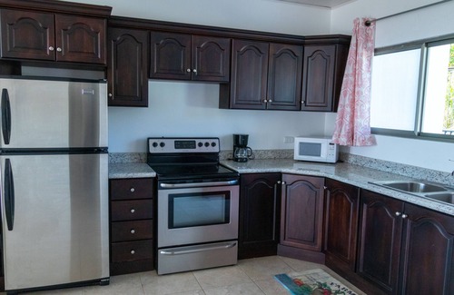 Cajón Condominio | La Casa Blanca de Grecia unidad 1L