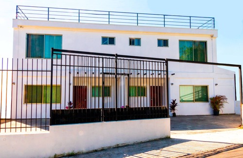 Cajón Condominio | La Casa Blanca de Grecia unidad 1L