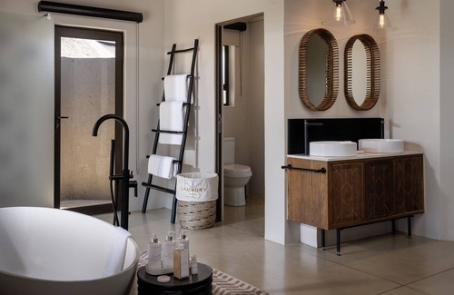 Skukuza Hotel | Leopard Sands, Kruger Park