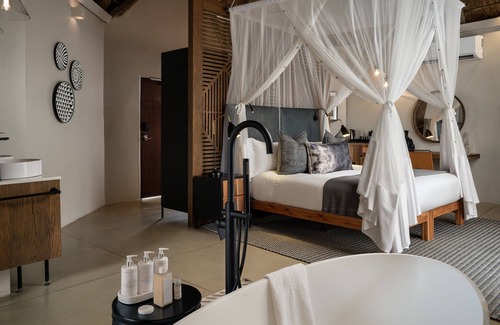 Skukuza Hotel | Leopard Sands, Kruger Park