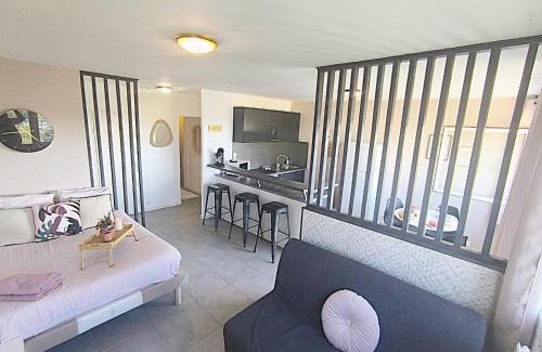 Mons-en-Baroeul Apartamento | LeRelaisdOdile - Idéal PRO & Couple - Studio Cosy - Proche Metro - Parking Gratuit - Mons-en-Barœul - - WIFI HD - Smart TV - Entrée Autonome