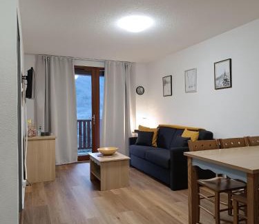 Arreau Apartamento | Les Balcons de La Neste - Appt 1 à 6 personnes (Balcon et vue montagne)