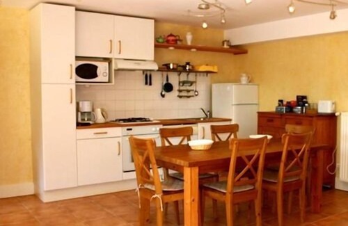 Saint-Jean-de-Thurigneux Cama Y Desayuno | Les Barelles Chambres Dhôtes