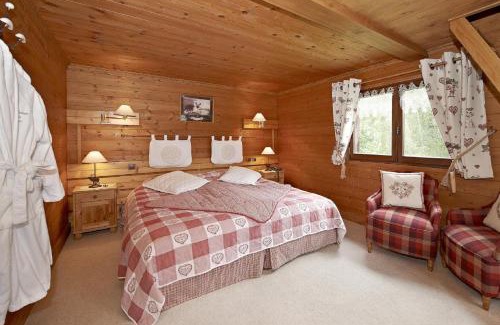 La Clusaz Hotel | Les Chalets de la Serraz