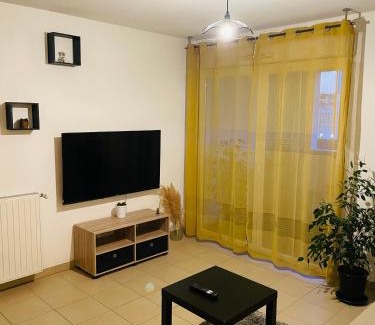 Saint-Mauront Apartamento | Les docks libres sud