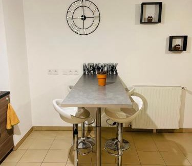 Saint-Mauront Apartamento | Les docks libres sud