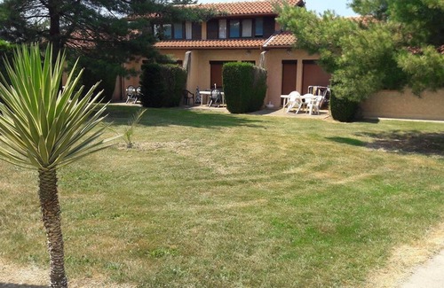 Eugenie-les-Bains Apartamento | Les Genêts (planta baja T2) con piscina