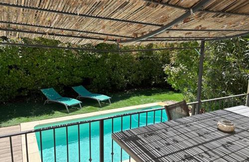 Uchaux Villa | Les Jardins du Castelas - Domaine et Spas