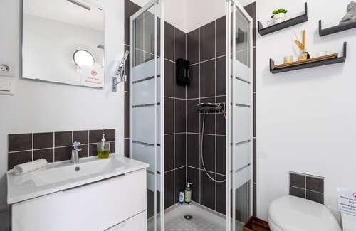 Saint-Cannat Complejo | LES LODGES TAIZEN SPA SANS ENFANTS