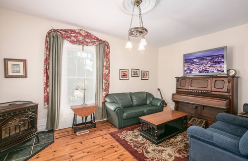 Waterloo Casa | Les Matins de Victoria