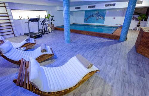 Le Muy Hotel | Les Pins Blancs en Provence