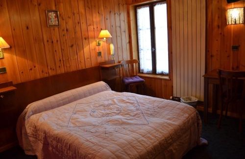 Abondance Hotel | Les Touristes