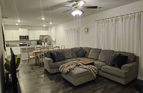 Grovetown Casa | Less than 13-mile commute to Augusta National Golf Club