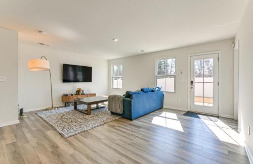 Charlotte Casa | Less Than 6 Mi to Uptown Charlotte Bright Home with Yard