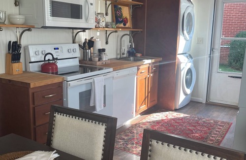 Lewisburg Casa | Lewisburg’s Southern Bell, a charming bungalow with a Southern feel!