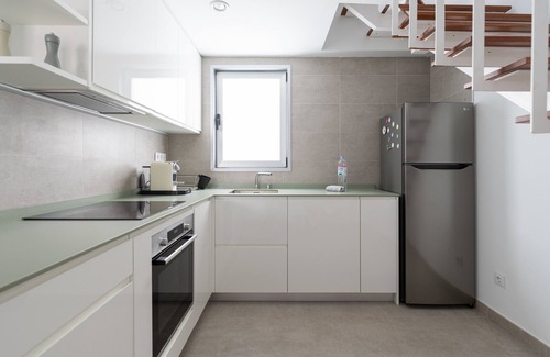 Las Palmas de Gran Canaria Chalet De Esquí | Leyre Mar Canteras by Canariasgetaway