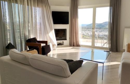 Voula Apartamento | Libra - Luxurious Sea View Apartment