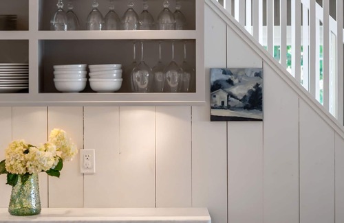 Rowayton Casa | CHARMING ROWAYTON CASA CERCA DEL PUEBLO: SIEMPRE SE SIENTE COMO ESTÁ EN LAS VACACIONES.