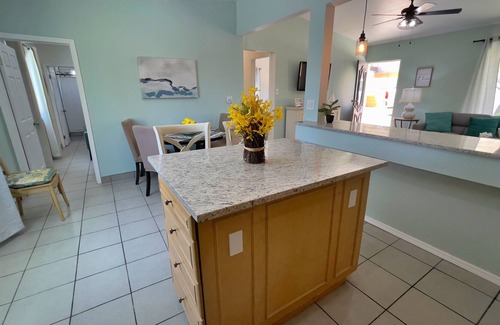 Ensenada Cabaña | LiliesByTheSea 2 Bedroom 2 Bath Cottage