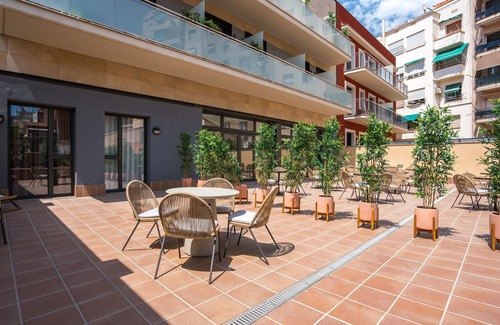 El Camp de l'Arpa del Clot Apartamento | Limehome Barcelona Carrer de Besalú 82