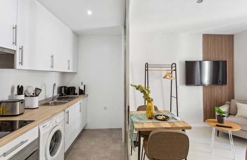 Barrio de La Latina Apartamento | Limehome Madrid Calle de la Paloma