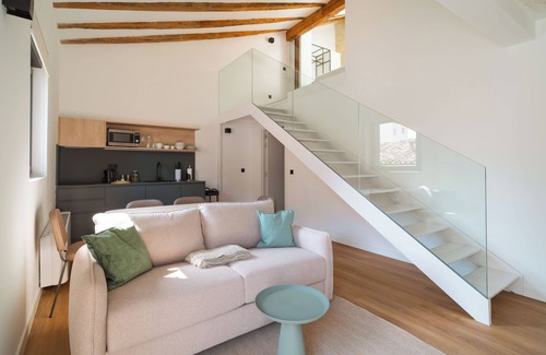 Centro histórico Apartamento | Limehome Pamplona Hilarión Eslava