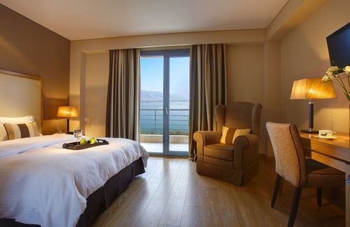 Ampelokipi Hotel | Limneon Resort & Spa