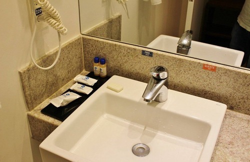 Araca Casa | Linhares Conforto Prime Hotel