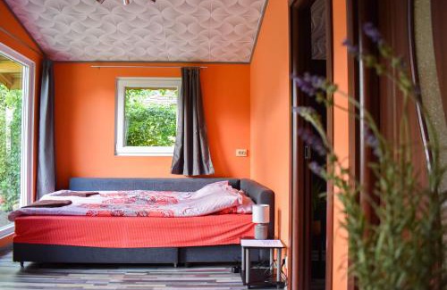 Chuprene Casa | Lion Cottage