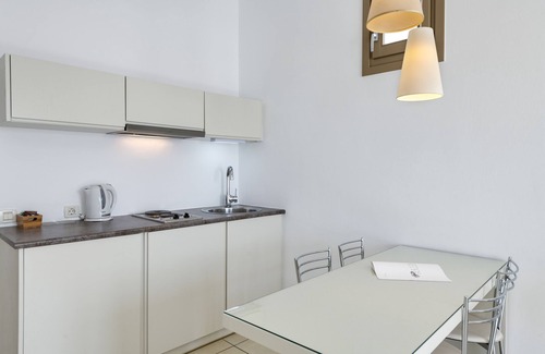 Agios Ioannis Apartamento | Lithos by Spyros & Flora