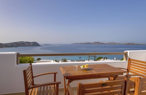 Agios Ioannis Apartamento | Lithos by Spyros & Flora