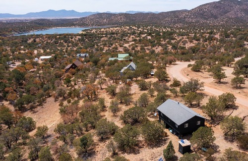 Sierra Vista Casa | Little Black Cabin in the Woods