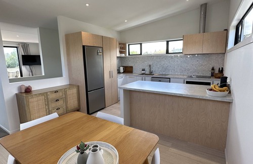 Tahunanui Casa | Little Break Tahunanui - 5 minutes from beach