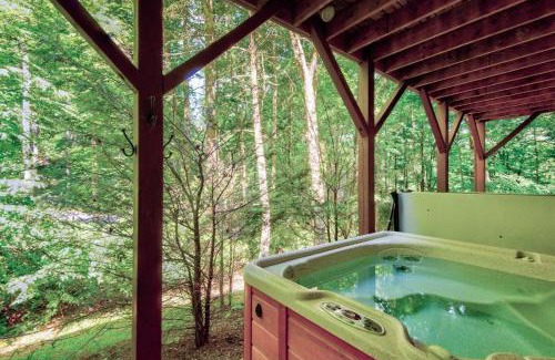 Boone Cabina | Little Creek Lodge