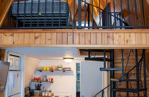 Alexandria Cabina | Little Dipper, Lovely Lake A-Frame ~ Dock ~ Kayak