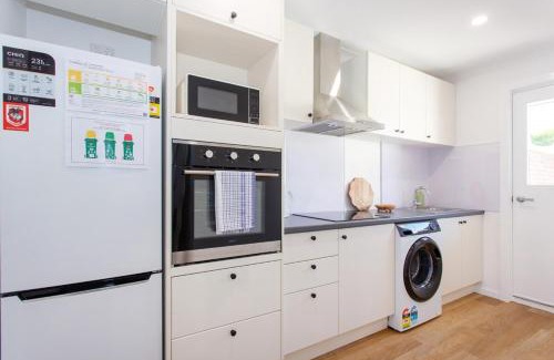 Samson Casa | Little Fig Retreat - 5 mins to Fremantle