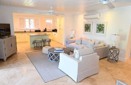Clinketts Hotel | Little Good Harbour